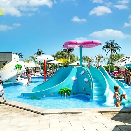 M&v Alezzi Pool